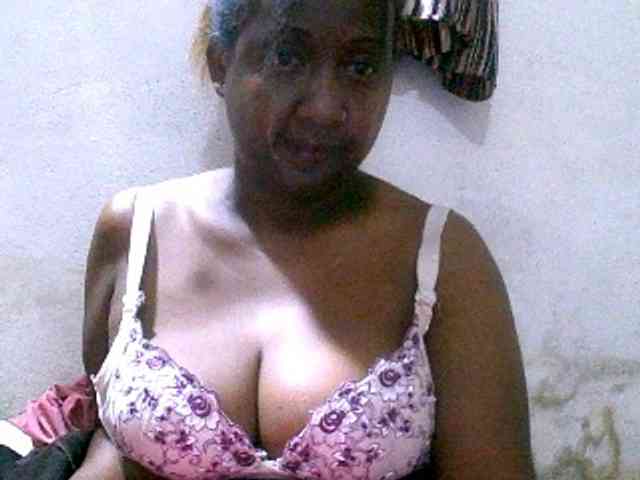 Sylivinaahh webcam
