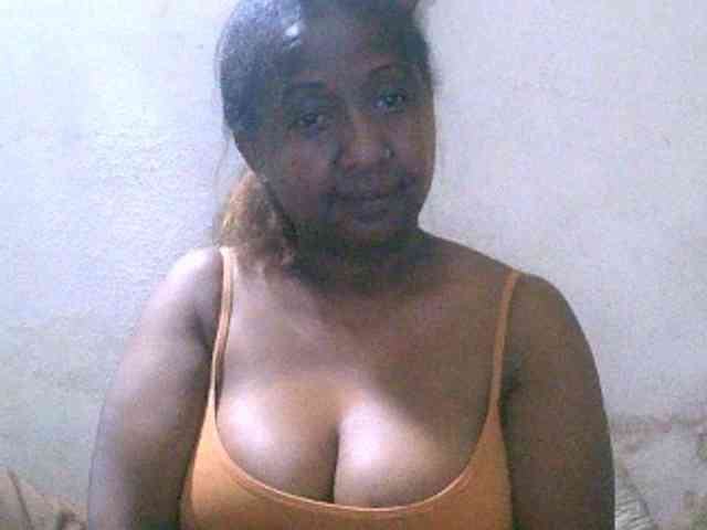 Sylivinaahh webcam
