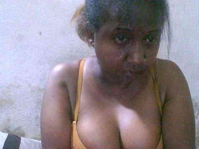 Sylivinaahh webcam