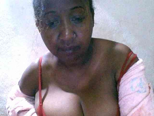 Sylivinaahh webcam
