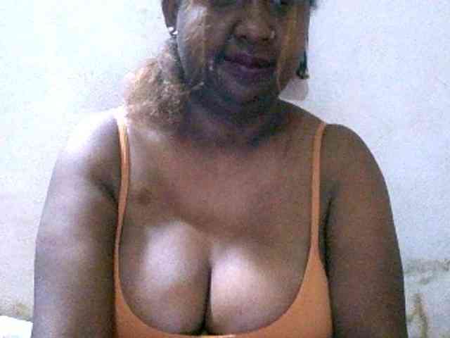 Sylivinaahh webcam