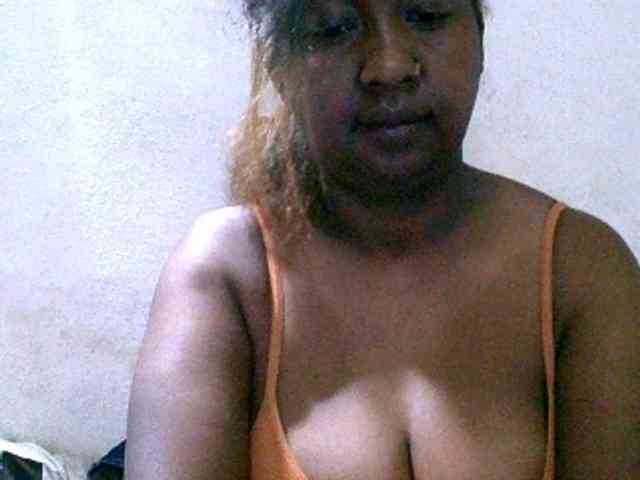Sylivinaahh webcam