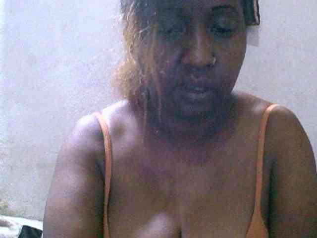 Sylivinaahh webcam