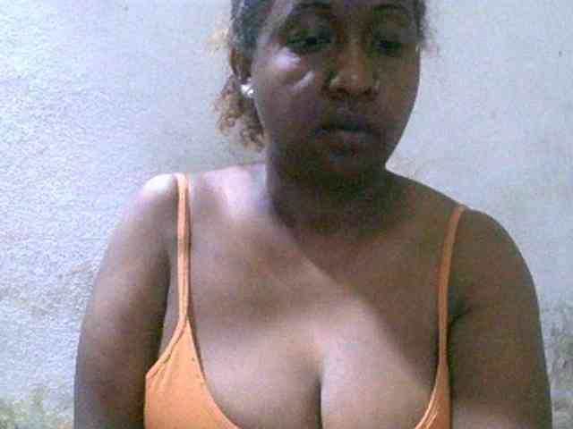 Sylivinaahh webcam