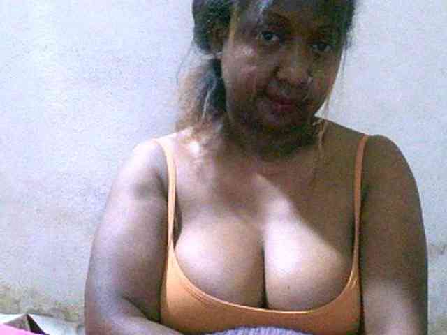 Sylivinaahh webcam
