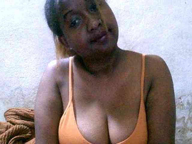 Sylivinaahh webcam