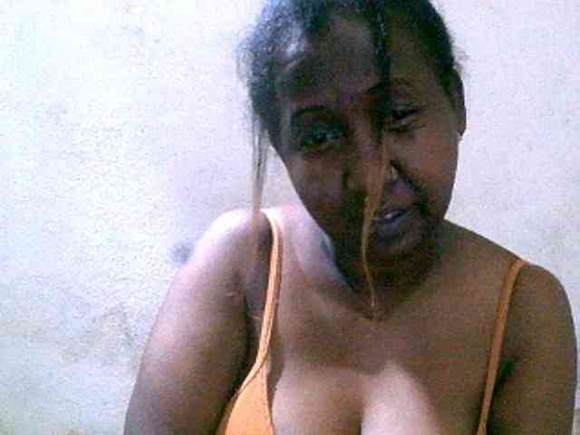 Sylivinaahh webcam