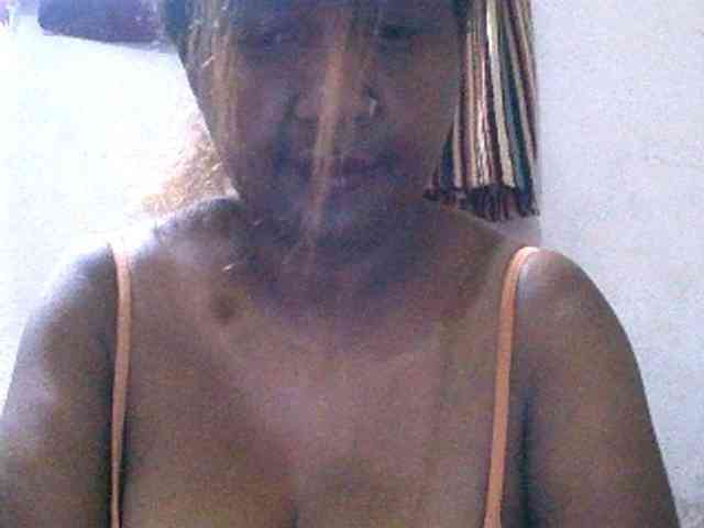 Sylivinaahh webcam