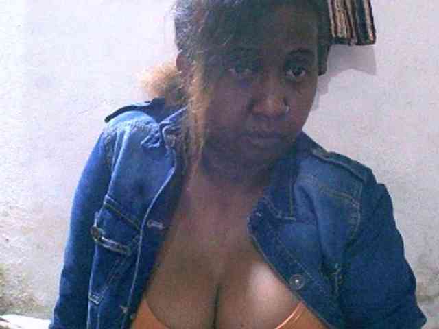 Sylivinaahh webcam