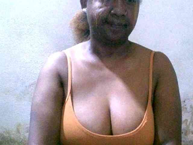 Sylivinaahh webcam