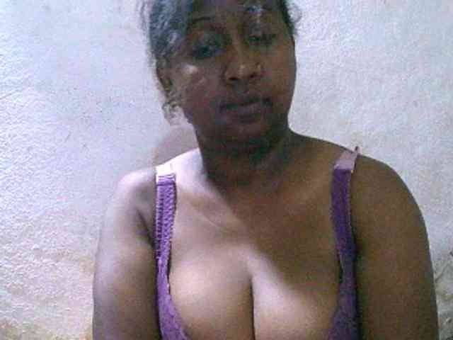 Sylivinaahh webcam