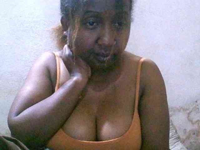 Sylivinaahh webcam