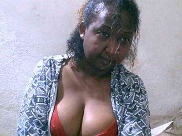 Sylivinaahh webcam