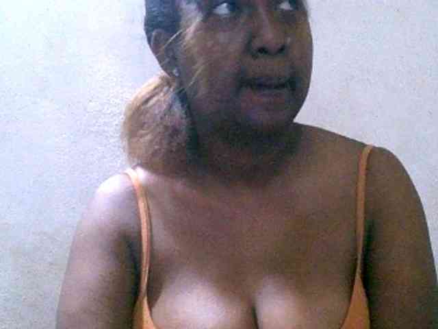 Sylivinaahh webcam