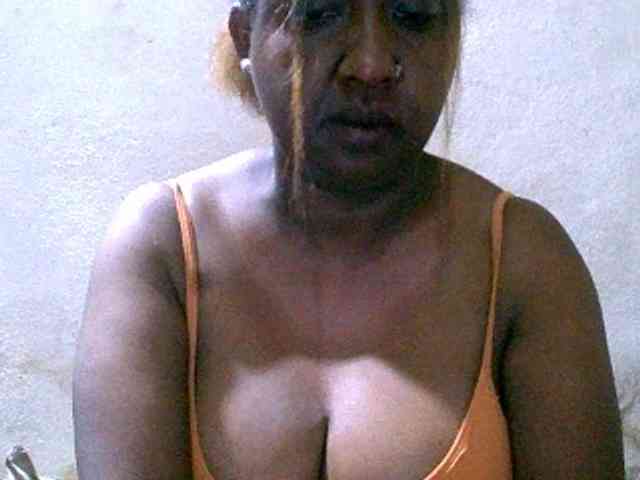 Sylivinaahh webcam