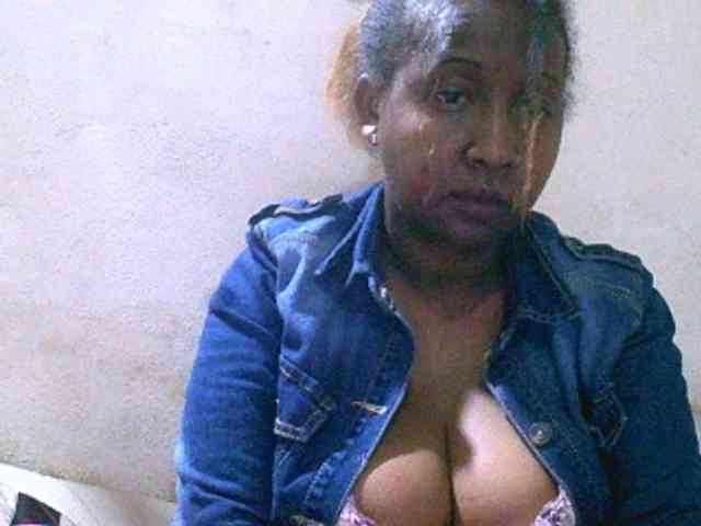 Sylivinaahh webcam