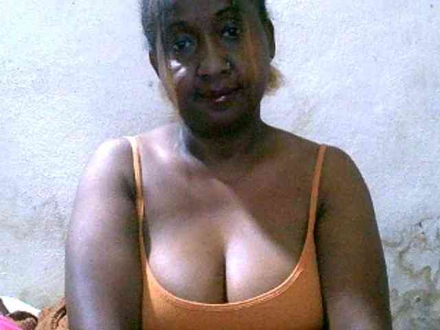 Sylivinaahh webcam