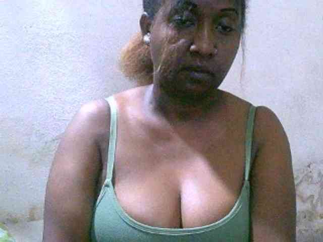 Sylivinaahh webcam