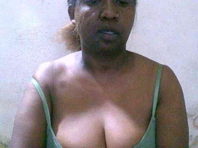 Sylivinaahh webcam