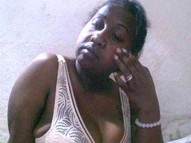 Sylivinaahh webcam