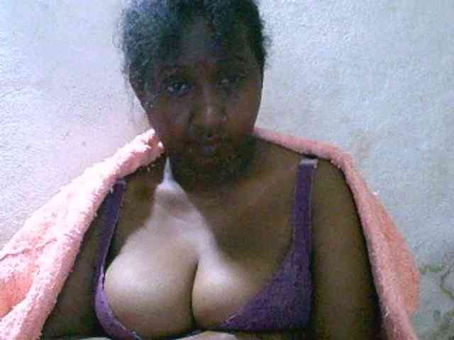 Sylivinaahh webcam