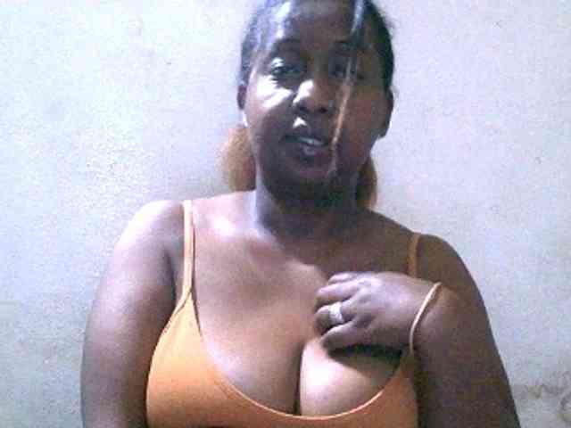Sylivinaahh webcam