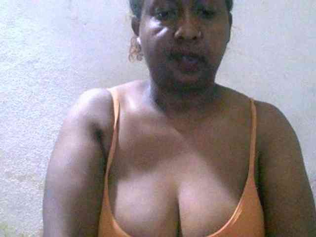 Sylivinaahh webcam