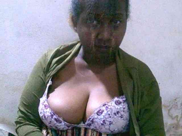Sylivinaahh webcam