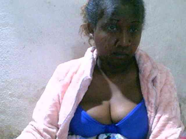 Sylivinaahh webcam
