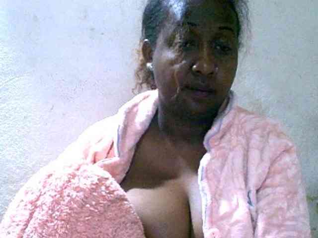Sylivinaahh webcam