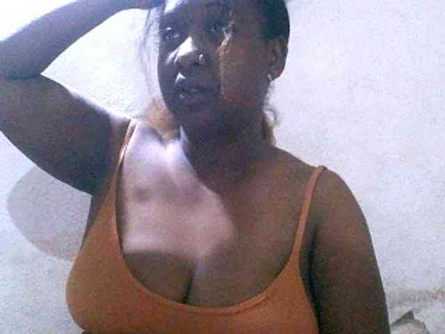 Sylivinaahh webcam