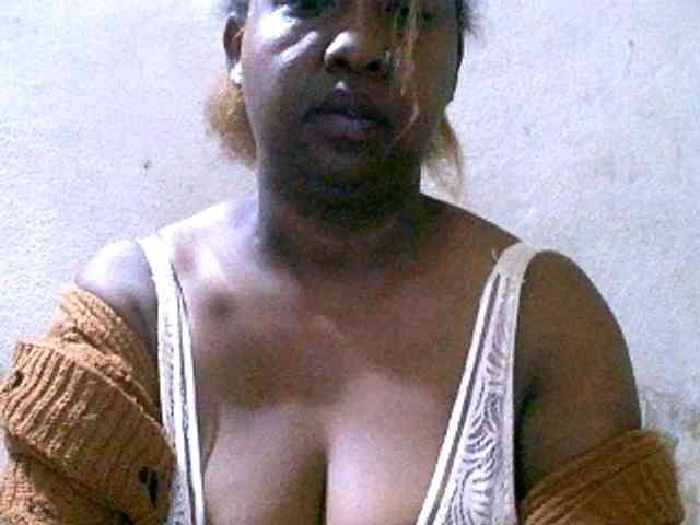 Sylivinaahh webcam