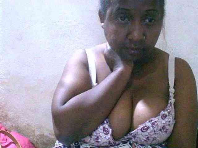 Sylivinaahh webcam