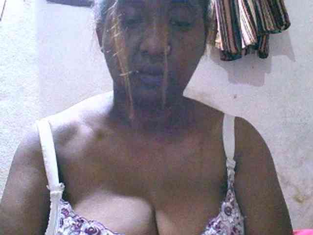 Sylivinaahh webcam
