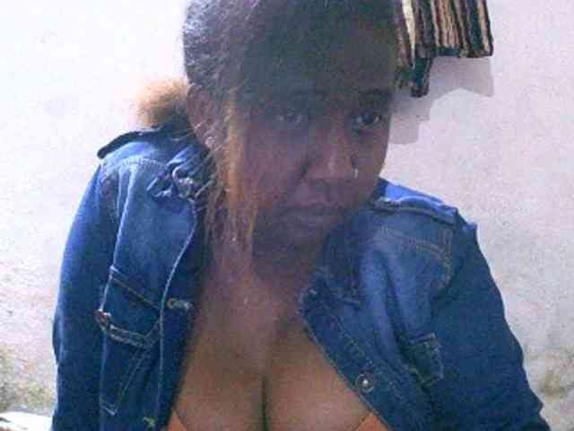 Sylivinaahh webcam