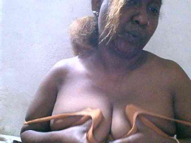 Sylivinaahh webcam