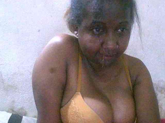 Sylivinaahh webcam