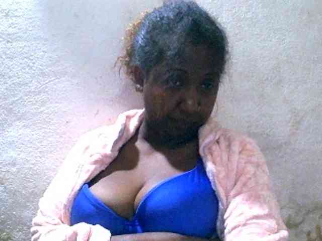 Sylivinaahh webcam