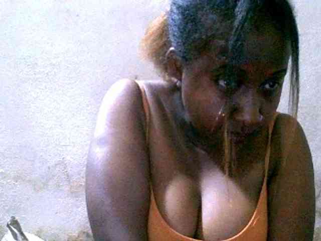 Sylivinaahh webcam