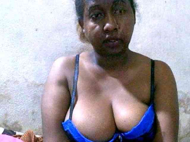 Sylivinaahh webcam