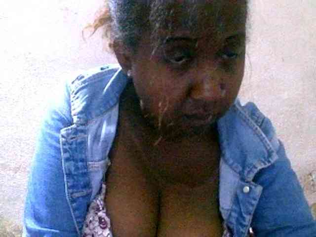 Sylivinaahh webcam