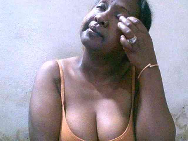 Sylivinaahh webcam