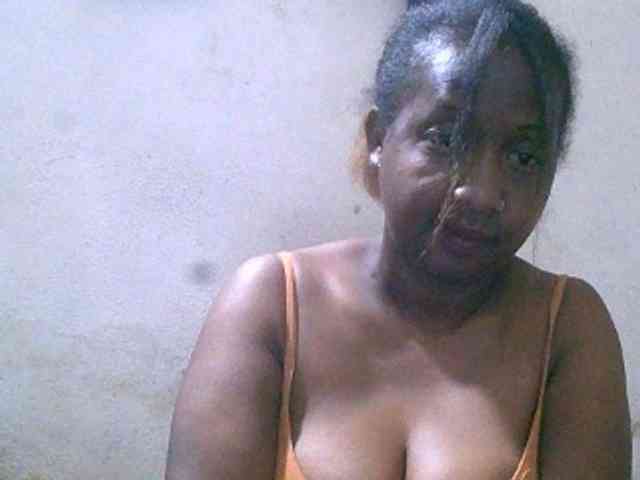 Sylivinaahh webcam