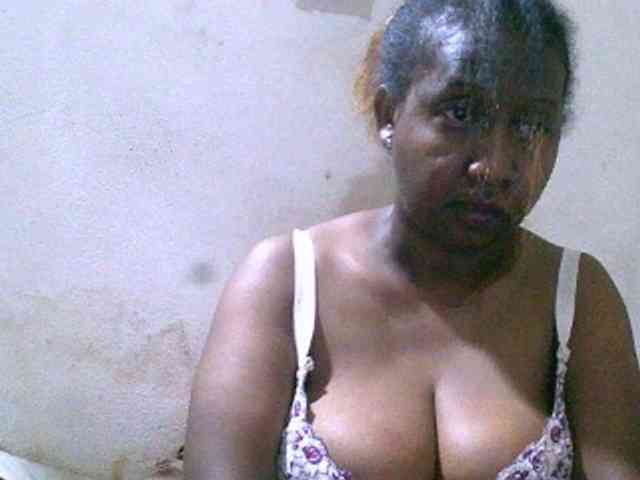 Sylivinaahh webcam