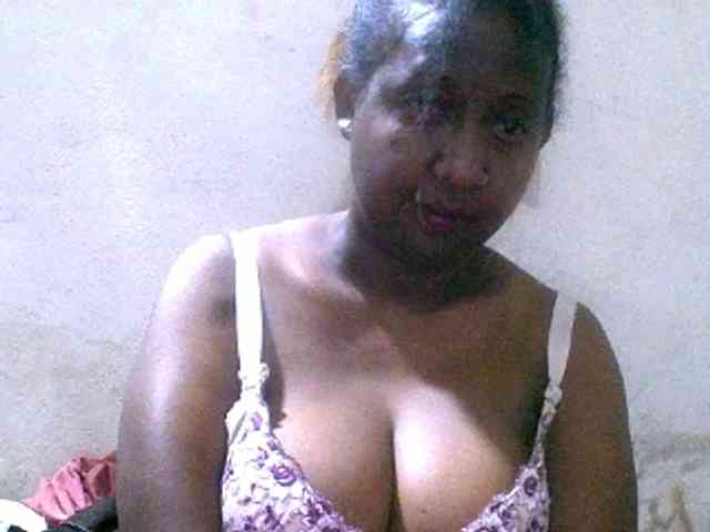 Sylivinaahh webcam