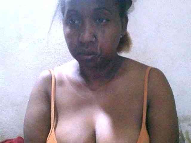 Sylivinaahh webcam
