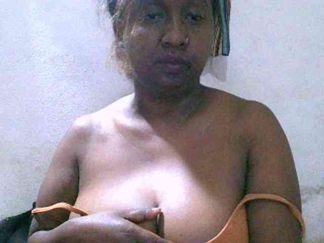 Sylivinaahh webcam