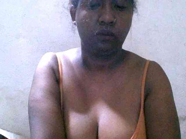 Sylivinaahh webcam