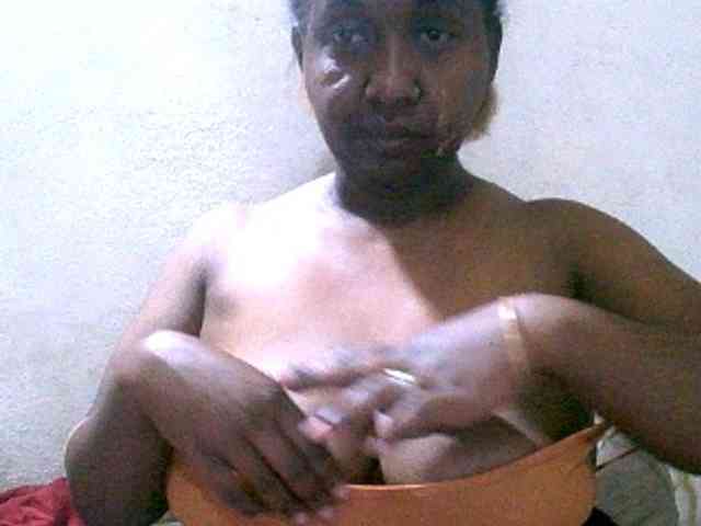 Sylivinaahh webcam