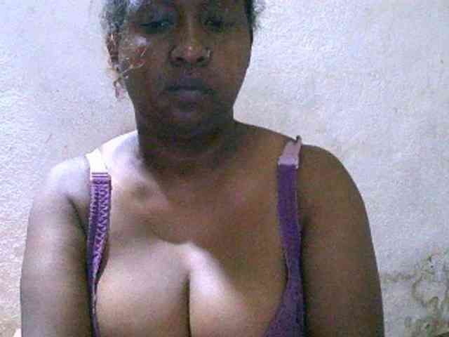 Sylivinaahh webcam